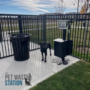 Park Waste Receptacle - Flat Top Lid